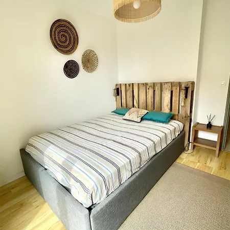Le Romarin - Air Conditioning And 1 Private Parking Space *